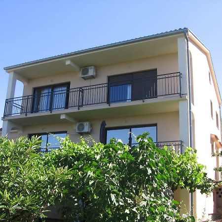 자드라보노 Apartman Valentic 아파트 외부 사진